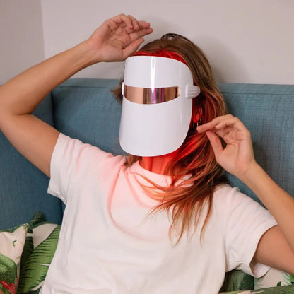قناع الوجه بتقنية LED من Surt Store™
